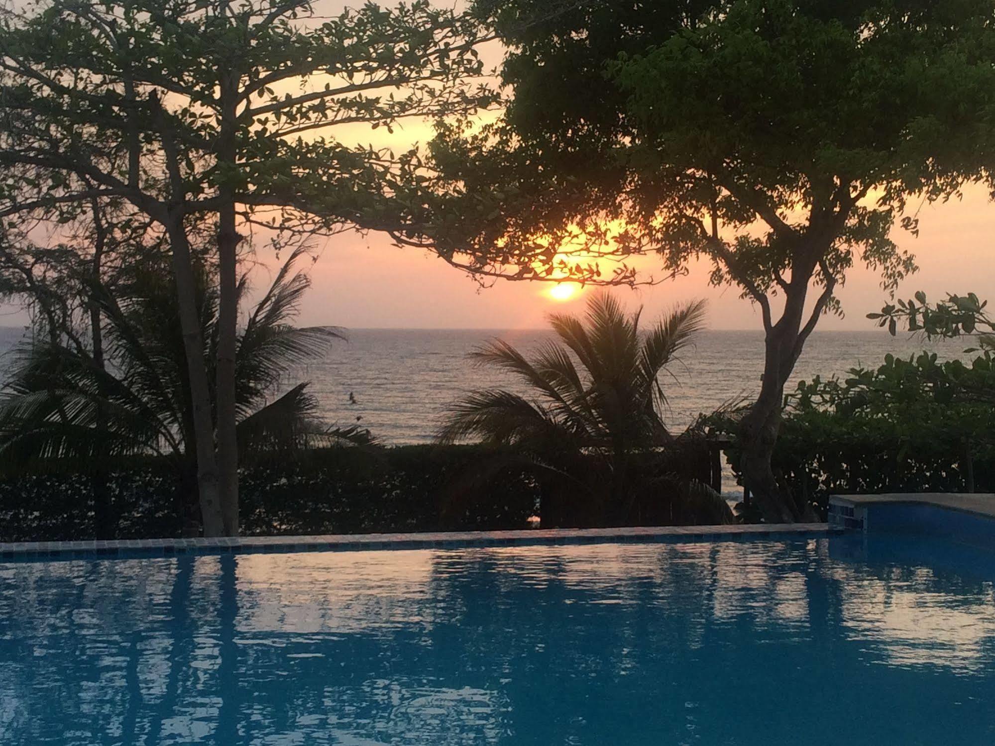 Blue Apple Beach Corregimiento Bocachica エクステリア 写真